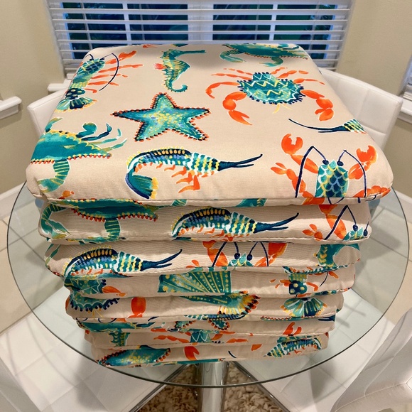 4 Coastal Theme Chair Cushions ~ NWOT - Picture 2 of 4